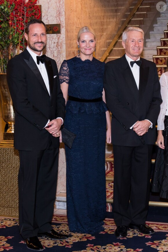La princesse Mette-Marit de Norvège au Grand Hotel d'Oslo le 10 décembre 2012 pour le dîner de gala du prix Nobel de la Paix décerné à l'UE.