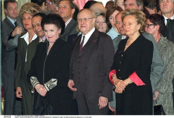 Galina Vishnevskaïa et Mstislav Rostropovitch avec Bernadette Chirac à l'Elysée en 2001