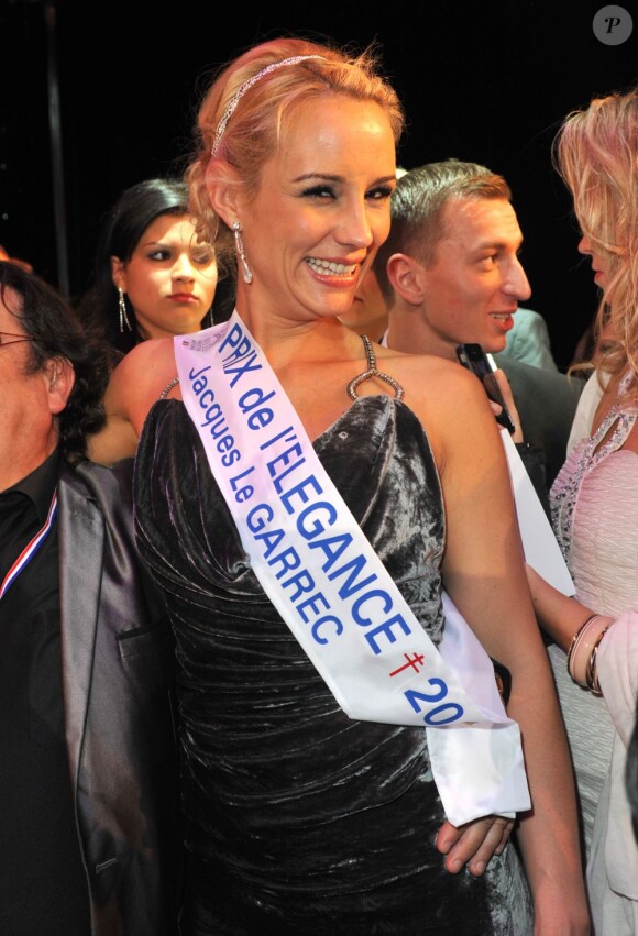 Elodie Gossuin à l'élection de Miss Prestige National 2013 au Lido à Paris le 10 décembre 2012.