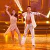Sofia Essaïdi et Maxime dansent une rumba sur Calling you dans Danse avec les stars