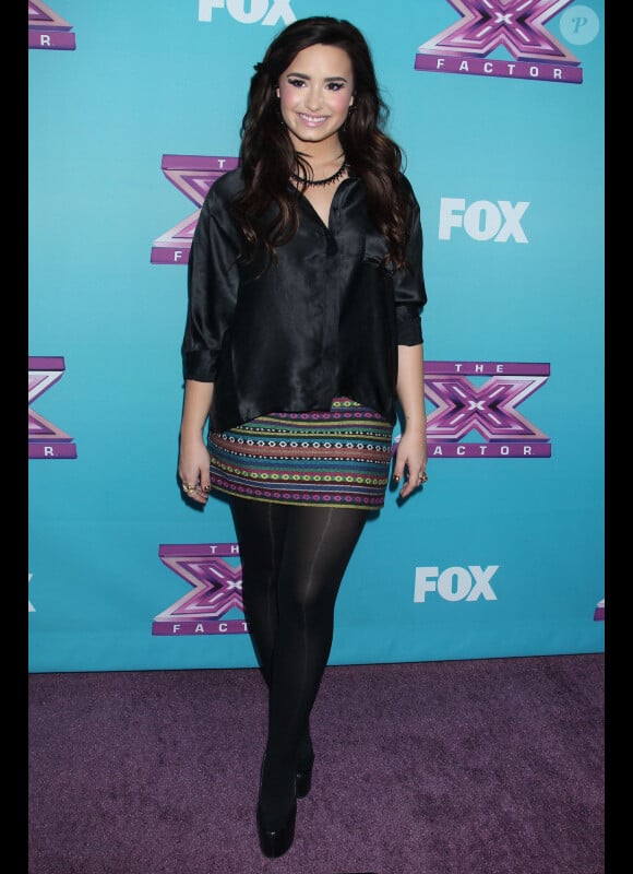 La belle Demi Lovato à la conférence de presse pour la dernière émission de la deuxième saison de X Factor à Los Angeles, le 17 decembre 2012.