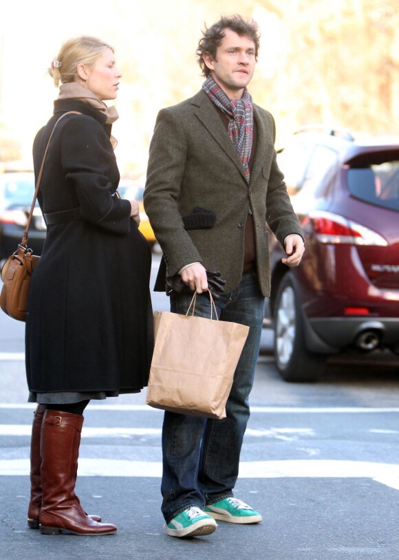Claire Danes et son mari Hugh Dancy le 11 décembre 2012 à New York.