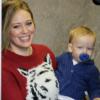 Hilary Duff emmène son fils Luca à la maternelle à Sherman Oaks, le 12 décembre 2012.