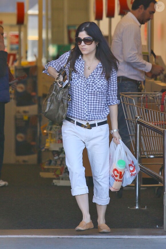 Selma Blair est plus que décontractée pour aller faire ses courses. Photo prise le 3 janvier 2013 à Los Angeles.
