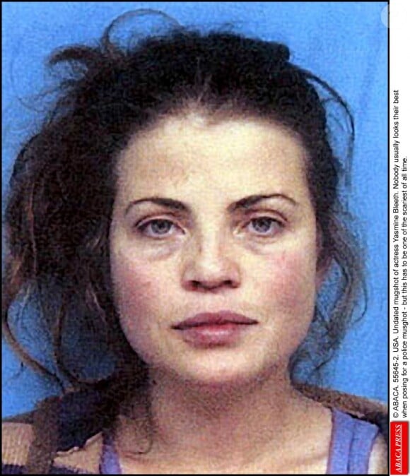 Yasmine Bleeth en état d'arrestation le 5 février 2004.