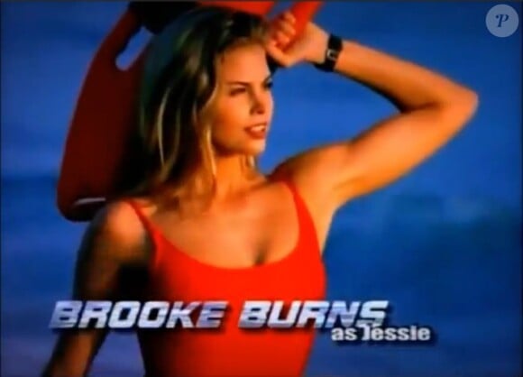 Brooke Burns dans Alerte à Malibu.