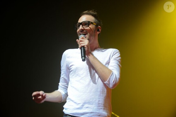 Christophe Willem chante à l'Olympia à Paris le 20 novembre 2012.