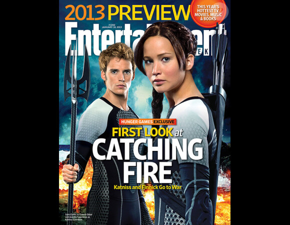 Jennifer Lawrence et Sam Claflin dans la peau de Katniss et Finnick de Hunger Games 2 pour la couverture d'Entertainment Weekly