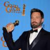 Ben Affleck savoure son Golden Globe du meilleur réalisateur, glané ce 13 janvier 2013.