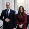 Le duc et la duchesse de Cambridge à la National Portrait Gallery de Londres le 11 janvier 2013. Leur premier enfant doit naître en juillet.