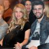 Shakira (avec sa mère Nidia à sa droite), enceinte de huit mois, prenait part le 14 janvier 2013 à la Maison du Livre de Barcelone à la présentation du nouveau livre de son père William Mebarak, Al Viento y el azar, accompagnée de son chéri Gerard Piqué, et en présence de sa mère Nidia Ripoli, de son frère Tonino, et des parents du footballeur du Barça, Joan et Montserrat.