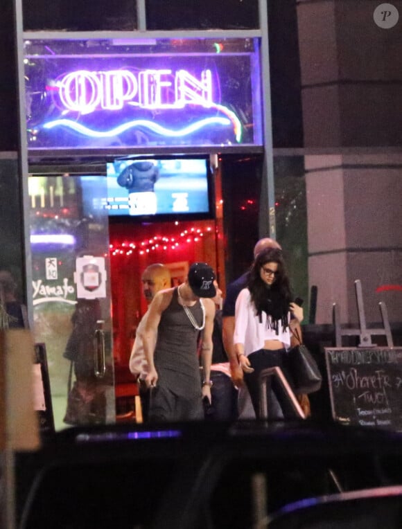 Justin Bieber et Selena Gomez quittent le restaurant japonais Yamato à Encino, le 16 novembre 2012.