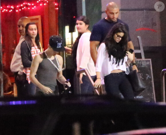 Justin Bieber et Selena Gomez quittent le restaurant japonais Yamato à Encino, le 16 novembre 2012.