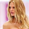 Erin Heatherton pose en bikini pour la collection Swim 2013 de Victoria's Secret.