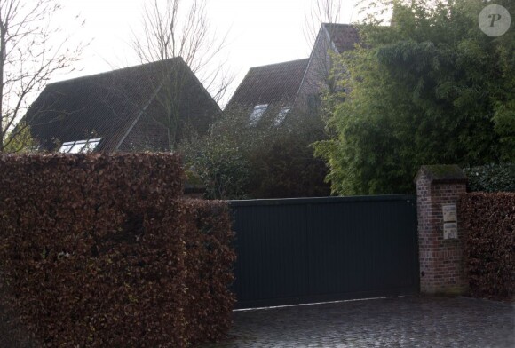 Prise de vue de la maison de Gérard Depardieu à Néchin en Belgique - décembre 2012