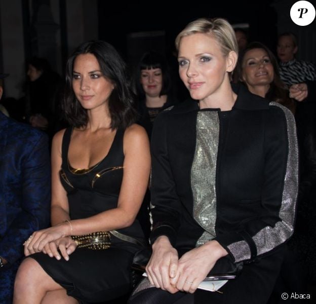 Ne-Yo, Olivia Munn et la princesse Charlene de Monaco au front row du défilé Versace lors de la Fashion Week à Paris, le 20 janvier 2013.