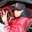 Chris Brown, souriante à sa sortie de la boîte de nuit Bootsy Bellows à West Hollywood. Le 20 janvier 2013.