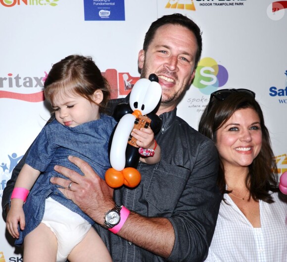 Tiffani Thiessen, son mari Brady Smith aet leur fille Harper Smith à Los Angeles, en août 2012