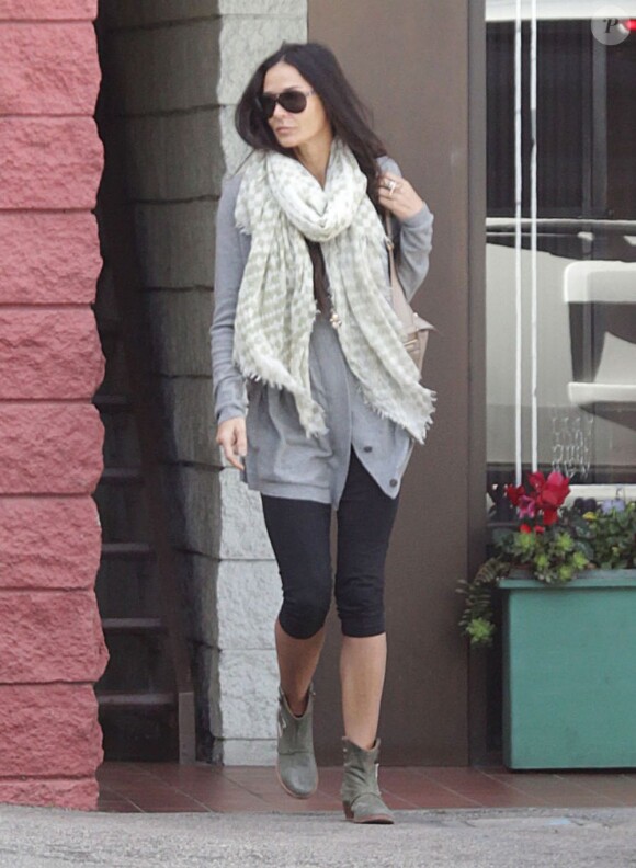 Demi Moore a fait une sortie mardi 22 janvier 2013 dans les rues de Los Angeles.