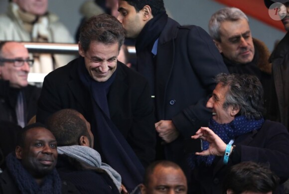 Richard Anconina, Nicolas Sarkozy et Teddy Riner lors du match entre le PSG et Lille (1-0) le 27 janvier 2012 au Parc des Princes à Paris