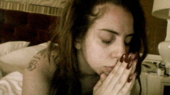 Lady Gaga, bouleversée par la tragédie de Santa Maria, prie pour les victimes