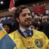 Le Prince Carl Philip de Suède supporte l'équipe de Suède au concours du 14e Bocuse d'Or, à Lyon, le 29 janvier 2013.