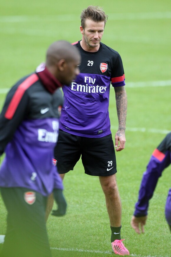 David Beckham lors d'un entraînement avec l'équipe d'Arsenal, le 29 janvier 2013 au Shenley Training Center de Shenley, afin de garder la forme en attendant de trouver un nouveau club