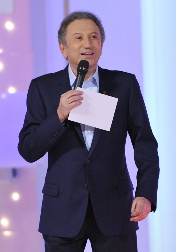 Michel Drucker à l'enregistrement de l'émission Vivement Dimanche à Paris, le 29 Janvier 2013, et qui sera diffusée le 3 février 2013.