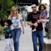 Heidi Klum, son chéri Martin Kristen et ses deux enfants Johan et Lou se rendent au Starbucks dans le quartier de Brentwood. Los Angeles, le 2 février 2013.