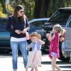 Jennifer Garner à Los Angeles avec ses filles Violet et Seraphina, le 3 février 2013.