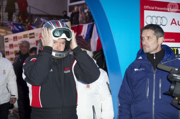 Le prince Albert de Monaco à St Moritz (Suisse) en tenue mais pas en compétition aux championnats du monde de bobsleigh et de skeleton, début février 2013.