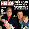 Elton John a présenté son petit dernier, Elijah, au monde entier dans le magazine Hello!.