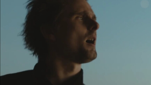 Muse : Une ''Supremacy'' sous le soleil et entourée de surfeurs gothiques