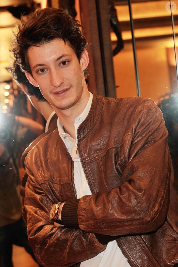 Pierre Niney qui portait une belle montre Montblanc, nominé comme 'Espoir Masculin' a la Conference de presse des Prix Romy Schneider et Patrick Dewaere au l'hotel Hayat Vendome a Paris le 11 fevrier 2013.11/02/2013 -