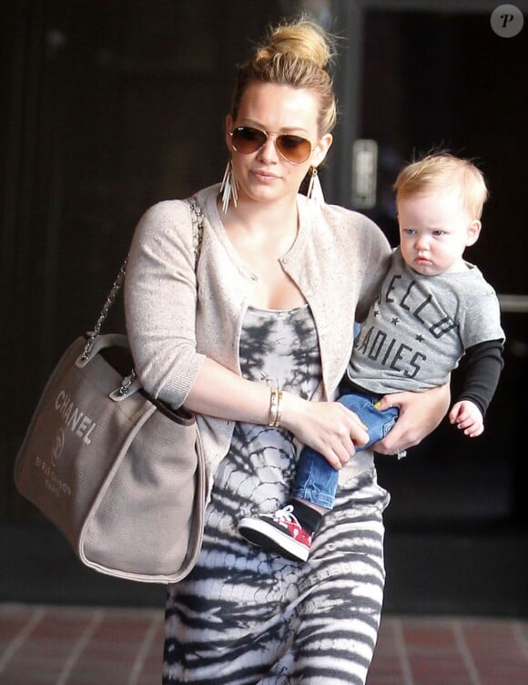 Hilary Duff emmène son fils Luca à l'atelier Babies First Class à Sherman Oaks, le 13 février 2013.