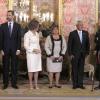 Felipe et Letizia d'Espagne secondaient le roi Juan Carlos Ier et la reine Sofia lors de la cérémonie de bienvenue pour le président du Guatemala Otto Perez Molina et son épouse, au palais de la Zarzuela, à Madrid, le 13 février 2013.