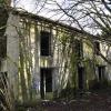 Exclusif - En lisière de la forêt domaniale de Maurepas dans les Yvelines, la propriété achetée par l'acteur Jamel Debbouze est désormais devenue une ruine et un squat. Le 15 février 2013.