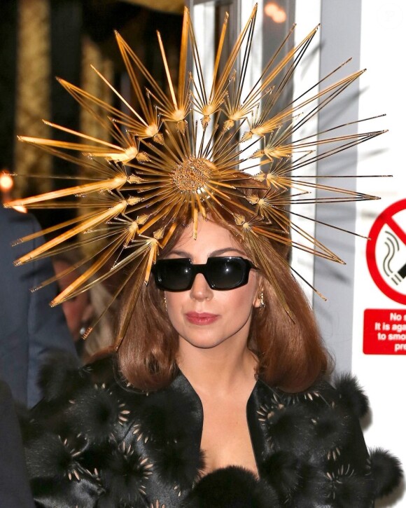Lady Gaga lors la soirée lancement de son parfum à Londres le 7 octobre 2012.
