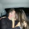 Katie Price embrasse tendrement son mari Kieran Hayler, le 3 janvier 2013.