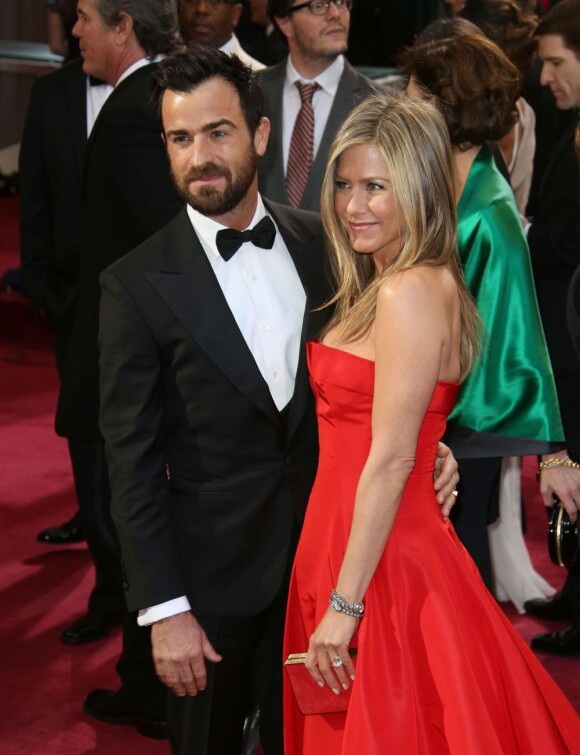Jennifer Aniston, Justin Theroux lors de la 85e cérémonie des Oscars le 24 février 2013