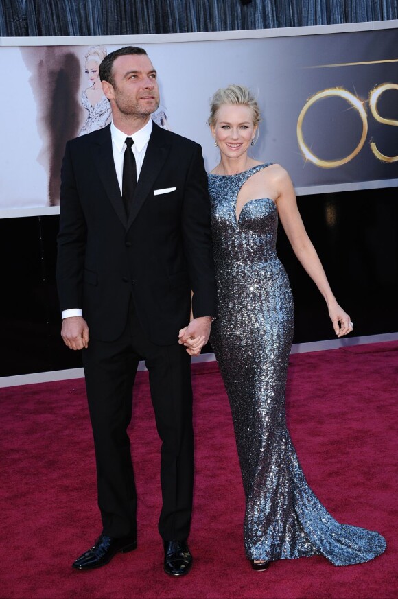 Liev Schreiber et Naomi Watts lors de la 85e cérémonie des Oscars le 24 février 2013
