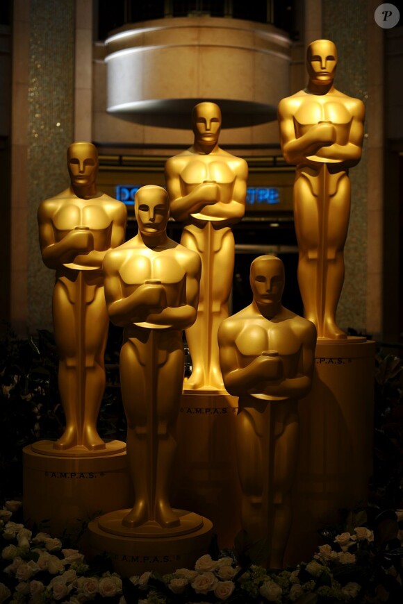 Les statuettes des Oscars dans une salle du Dolby Theatre à Los Angeles le 24 février 2013
