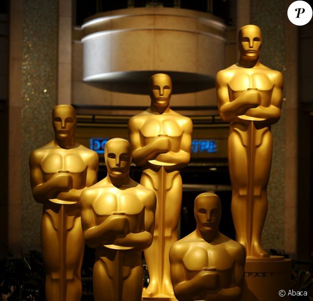 Les statuettes des Oscars dans une salle du Dolby Theatre à Los Angeles le 24 février 2013