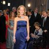Helen Hunt, étincelante à son arrivée aux Oscars 2013 dans une robe H&M
