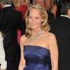 Helen Hunt à son arrivée aux Oscars 2013 dans une robe H&M