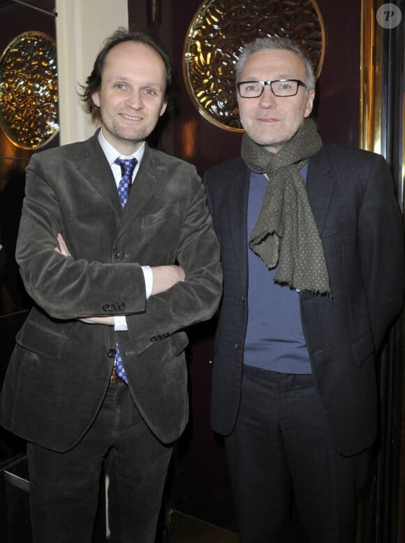 Laurent Ruquier et Jean-Marc Dumontet pour la 200e d'"Inconnu à cette adresse" au Théâtre Antoine à Paris, le 25 février 2013.