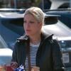 Exclusif - Tori Spelling, très amincie, fait ses courses à Calabasas, le 24 février 2013.