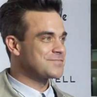Robbie Williams : Provocateur, il saque les Brit Awards
