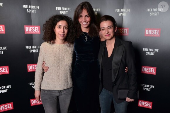 Inès Sastre et Nathalie Duran avec la comédienne Naidra Ayadi à la soirée Diesel pour le lancement du nouveau parfum de la marque au Silencio à Paris. Le 28 février 2013