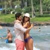 Ali Landry et son mari Alejandro Monteverde en vacances à Hawaii, le 26 septembre 2012.